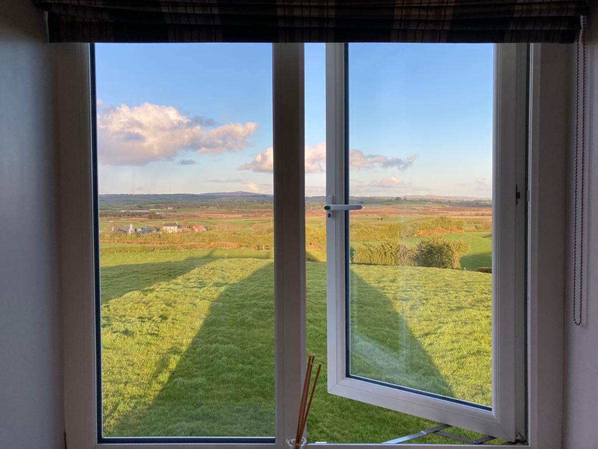 The Loft At Number 84 Leilighet Ballymena Eksteriør bilde